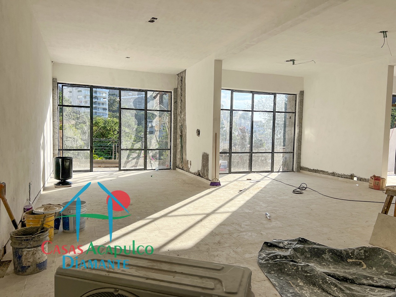 Plaza Guitarrón local 7 - Interior 2